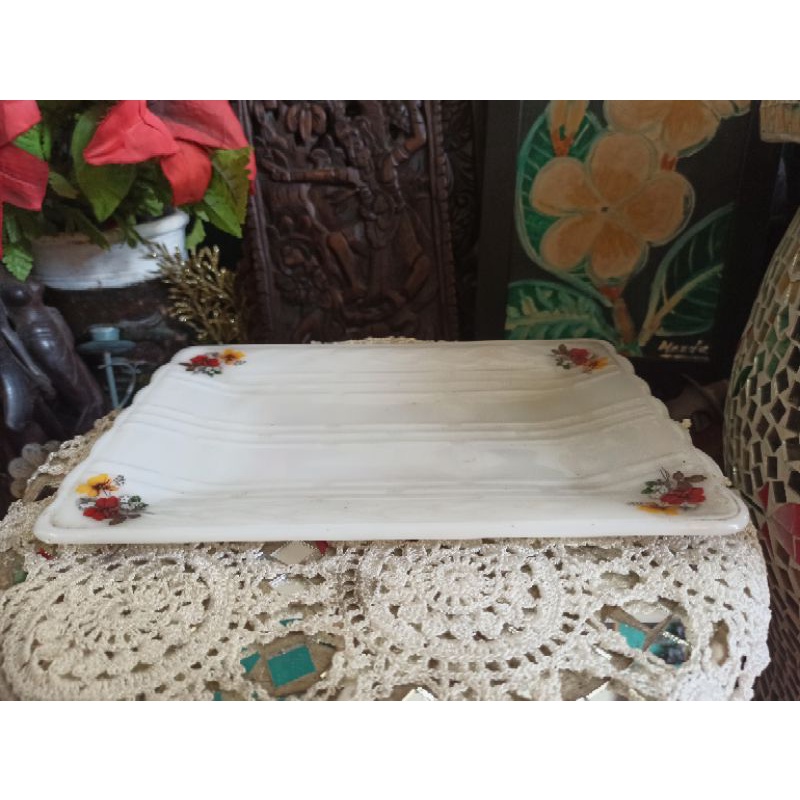 Piring Saji Jadul kaca putih susu antik Chiang Mee Korea7003 P:26/18cm