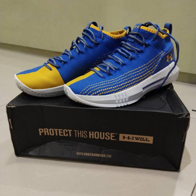Preloved Sepatu Under Armour