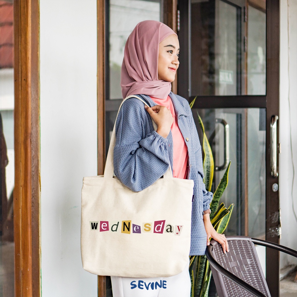 Sevine Tote Bag Kanvas Emily Resleting Kantong Tas Wanita Kuliah Sekolah Fashion Laptop Totebag Kerja Quotes Hari Pastel Vintage Aesthetic - VE