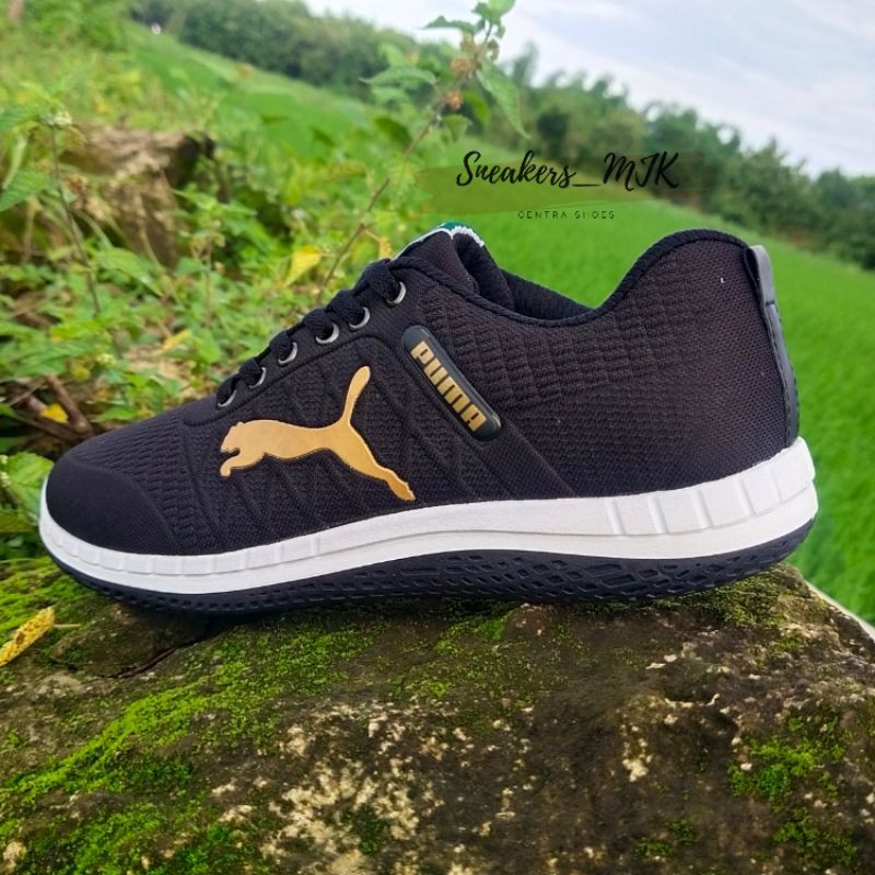 Sepatu Sneakers Olahraga Running Jogging Good Quality