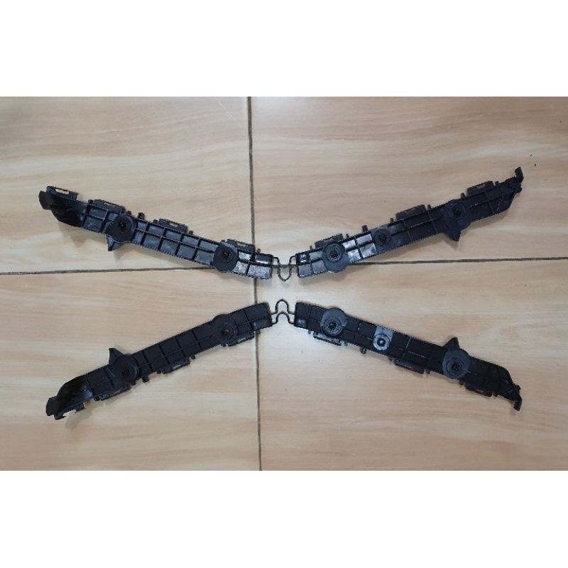 Bracket Bumper Bemper Belakang INNOVA REBORN 2016-2021