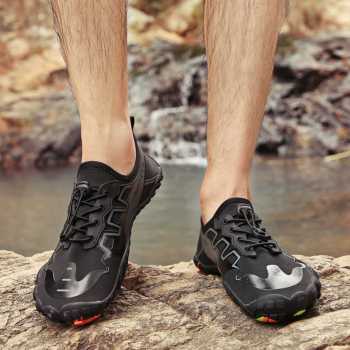 Sepatu Olahraga Hiking Sepatu Pantai Air Sepatu Sport Flexible Pria Wanita Aqua Shoes