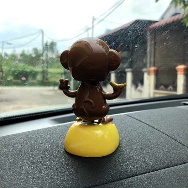 Pajangan Figure Goyang Kepala Mobil Solar Power LITTLE Monyet MONKEY