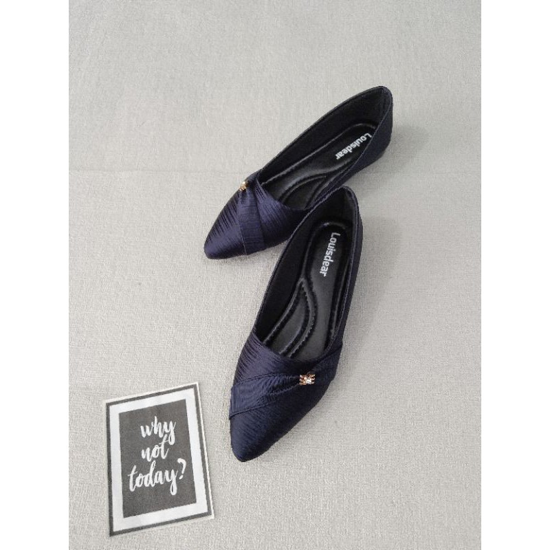 sepatu flat shoes wanita terbaru pesta  LOUISDEAR Sepatu flat shoes bahan satin double E B15