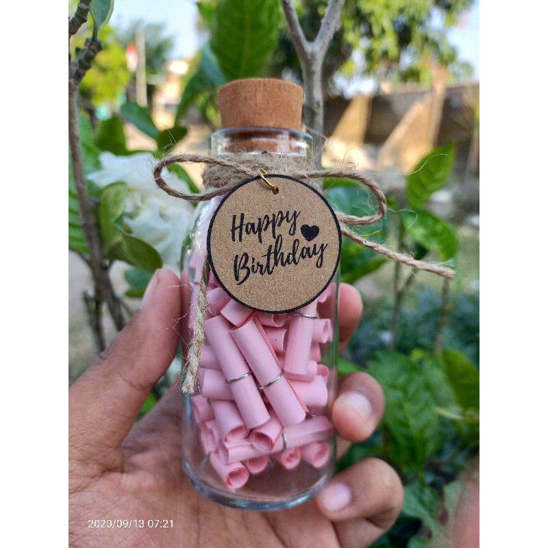 

Gulungan Kertas dalam Botol 100ml