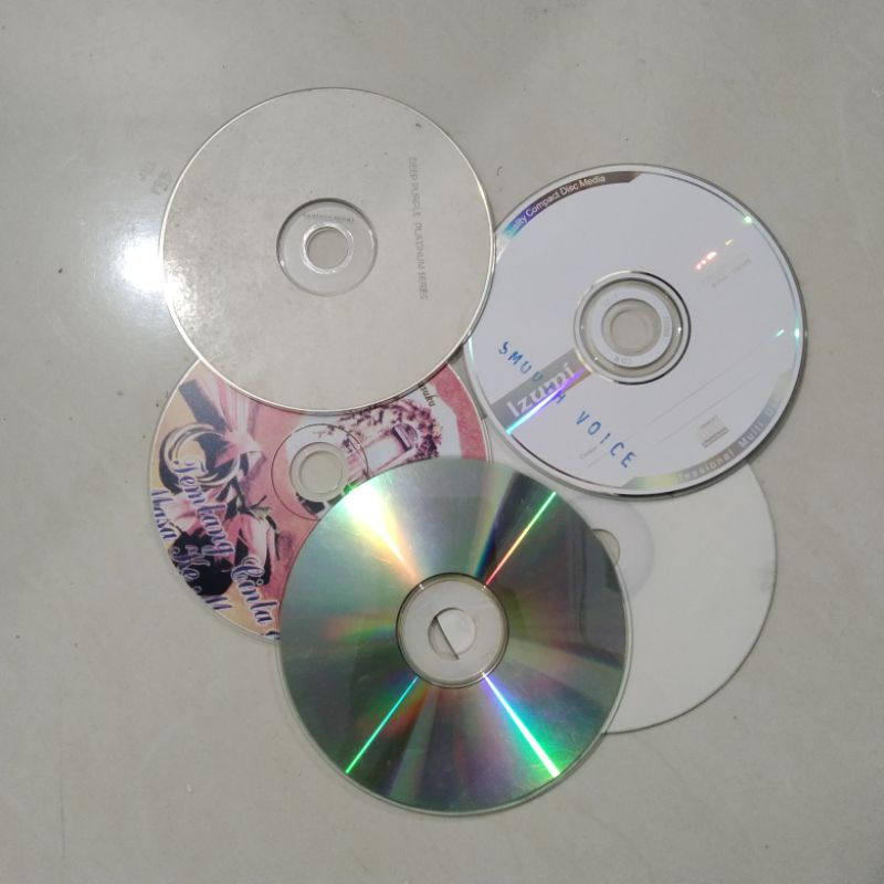 CD DVD Bekas Untuk Kerajinan dan Prakarya