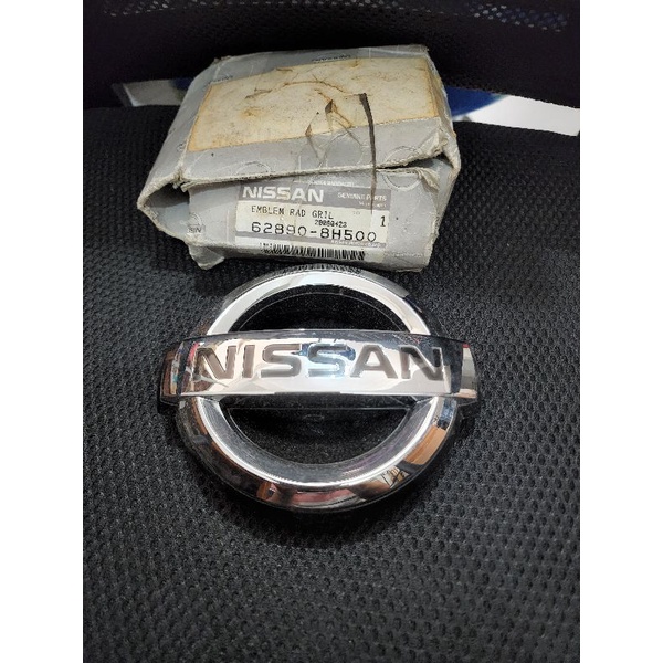 ORI EMBLEM GRILL DEPAN NISSAN XTRAIL T30