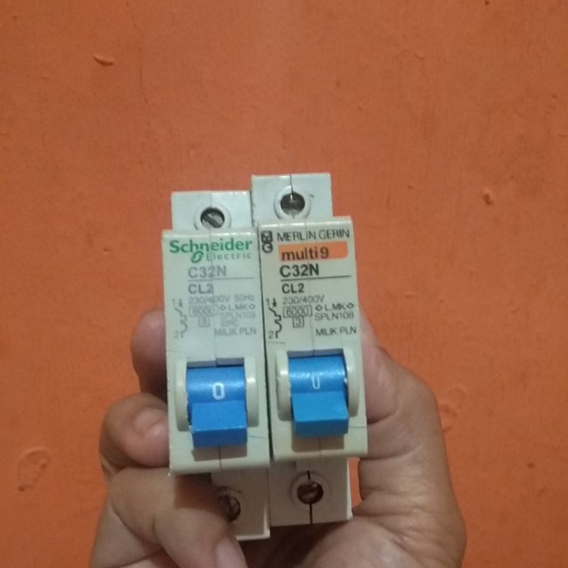 mcb 2a modif schneider,merlin gerint anti jeglek