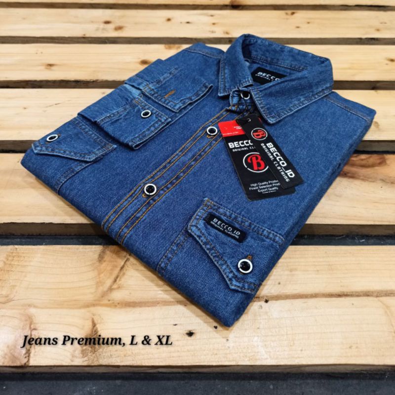 kemeja denim pria