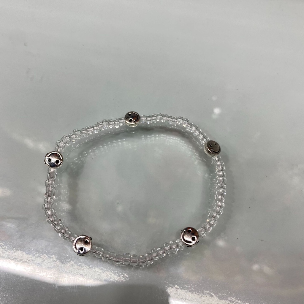 Gelang Tangan Manik-Manik Motif Smiley Face Warna Permen Beige Ala Korea / Retro Untuk Wanita-Clear Bracelet