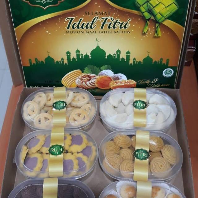 

KUE LEBARAN