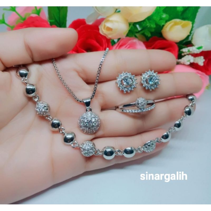 perhiasan xuping putih mewah satu set