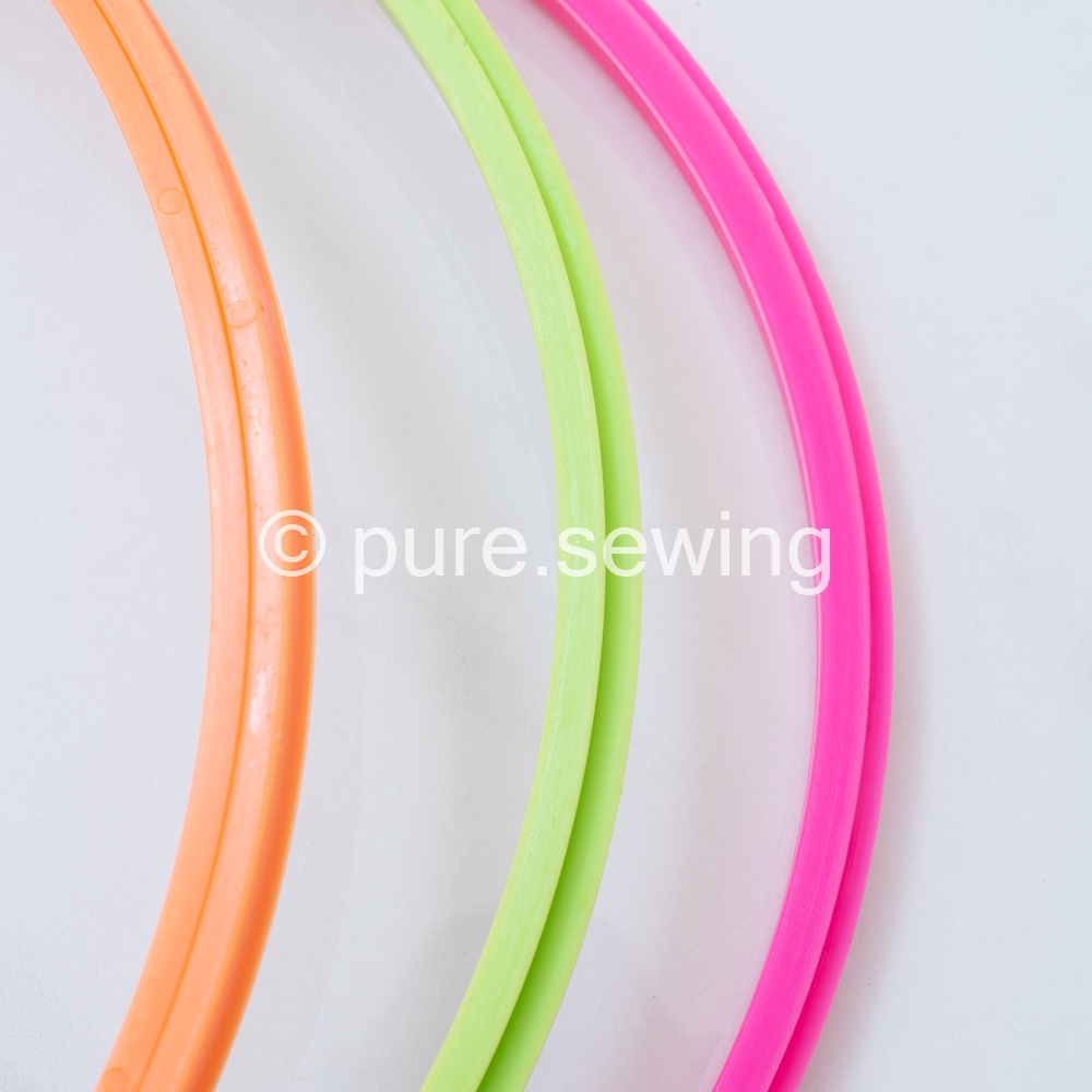 Embroidery Hoop / Pembidang / Pemidangan Plastik / Pemidangan / Pidangan Sulam Berbagai Ukuran Alat Jahit