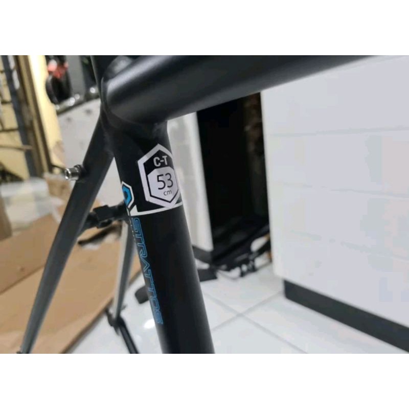 Frame Polygon Strattos series frame size ukuran 53 cm alloy alumunium fork carbon Sepeda Balap Alloy Alumunium material bahan