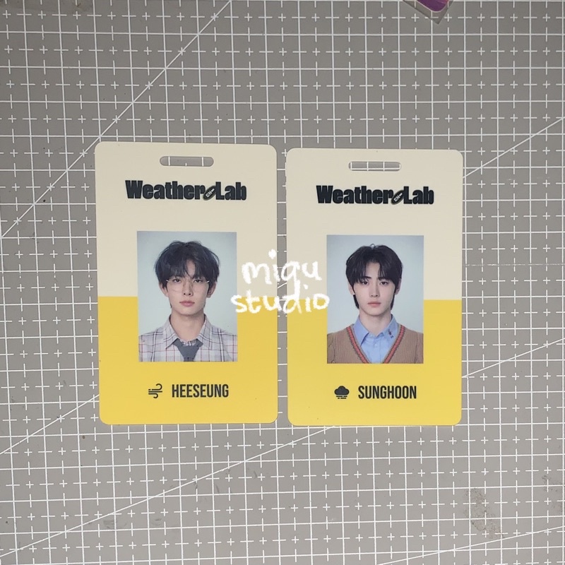 enhypen heeseung sunghoon weather lab id card idc sg 22 season greeting 2022 idc22 sg22