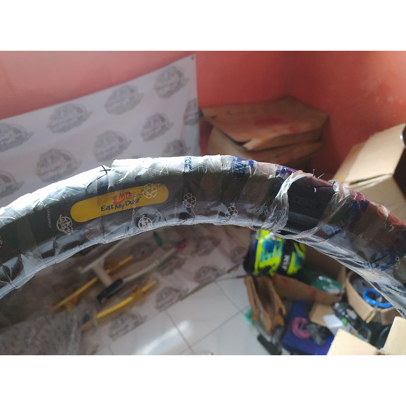 ban EMD eat my dust 50/100