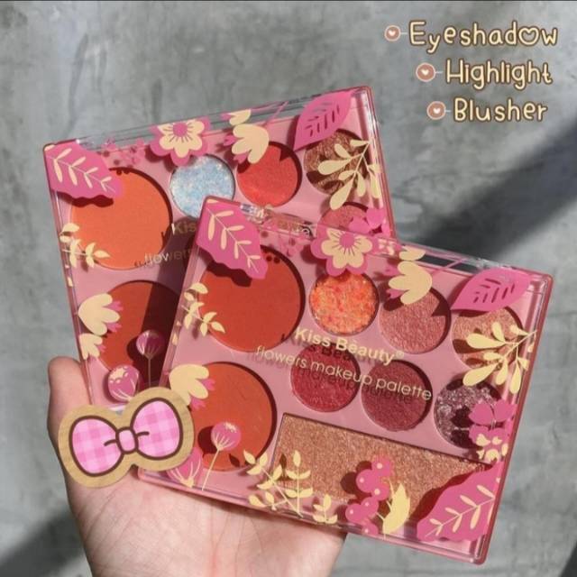 KISS BEAUTY FLOWERS MAKE UP PALETTE