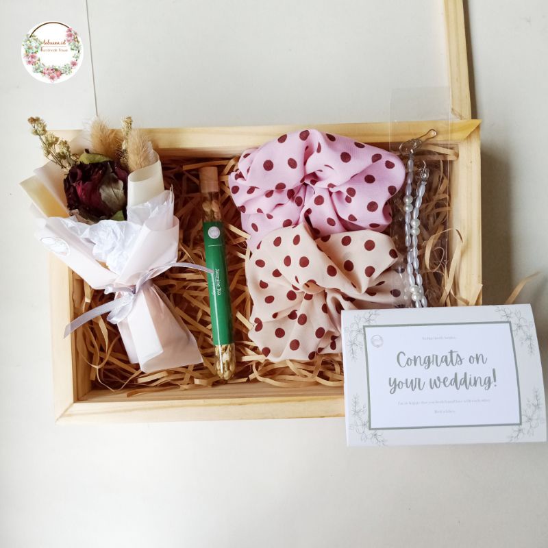 SOUVENIR PERNIKAHAN / KADO PERNIKAHAN / SOUVENIR / HADIAH PERNIKAHAN / KADO / HADIAH PERNIKAHAN WEDD