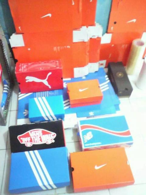 jual box nike,converse,adidas,vans termurah