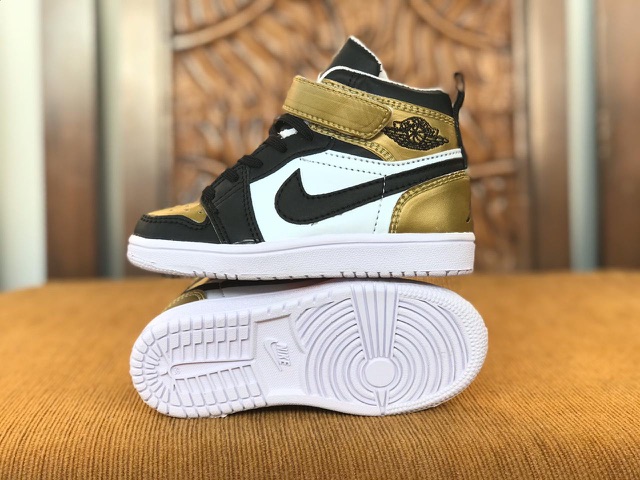 j1 gold toe