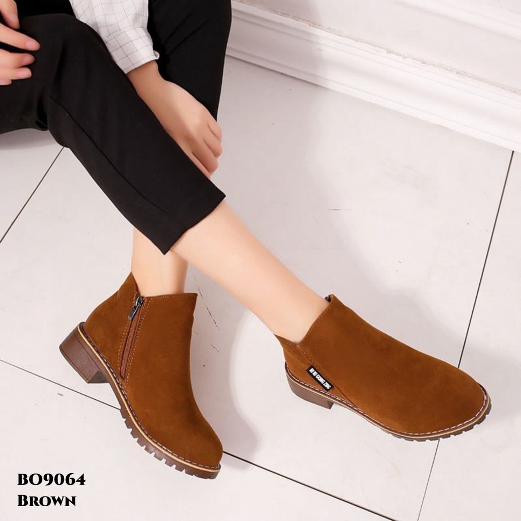 WYN SEPATU BOOTS FLAT KOREA BO9064