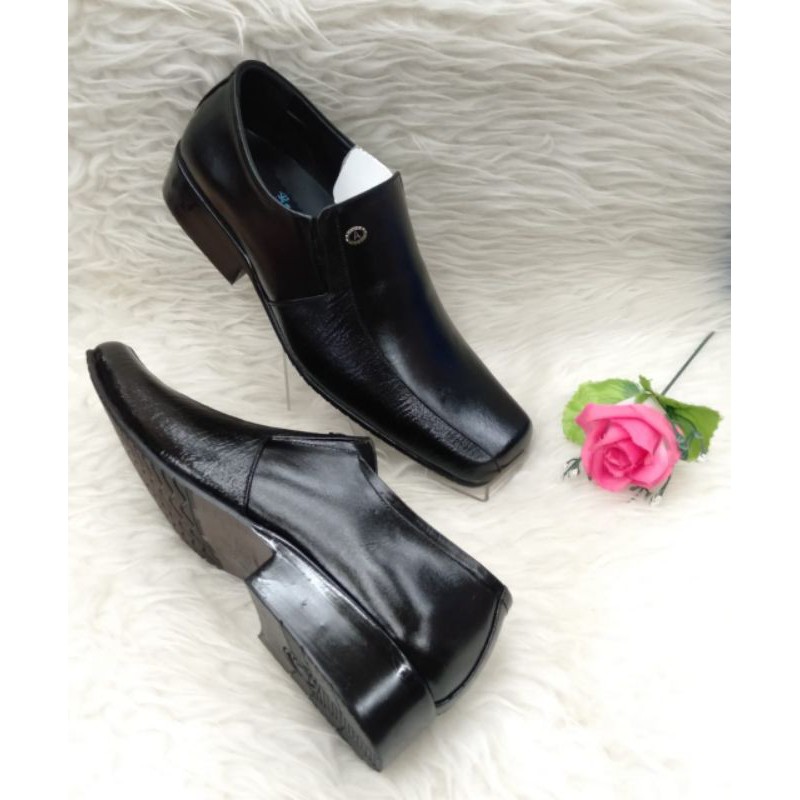 COD Sepatu pria-Pansus Cowok Import Terbaru