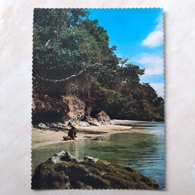 

Kartu Pos Kuno Jadul Foto Quiet Beach Western Java tahun 1980-an