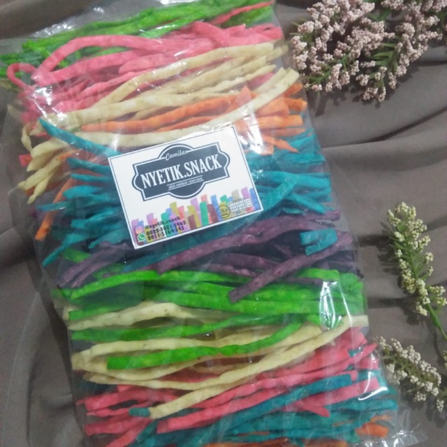 

Nyetik Snack (Stik Rainbow Rasa-Rasa) Kemasan 1Kg