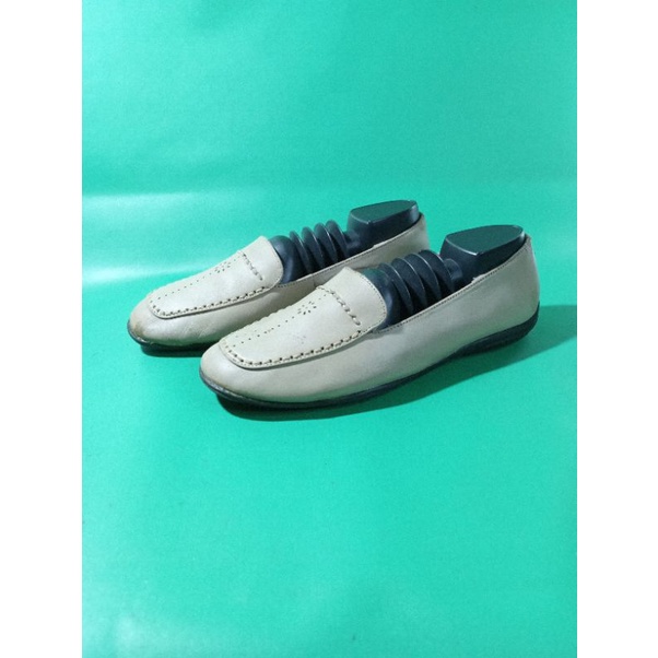 sepatu pantofel wanita pollux cream ori 38