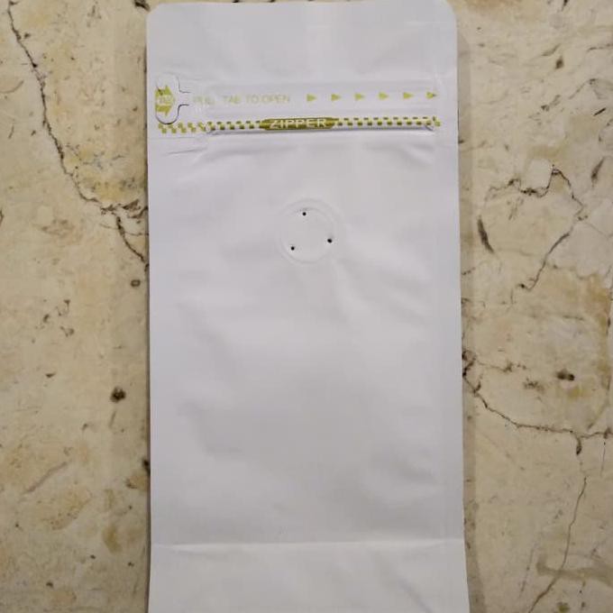 

Kemasan Kopi/Coffee Bag 100 Gram - Flat Bottom, Valve & Zipper (Putih) BOOM SALE