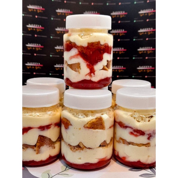 

Strawberry WipCheese in Jar