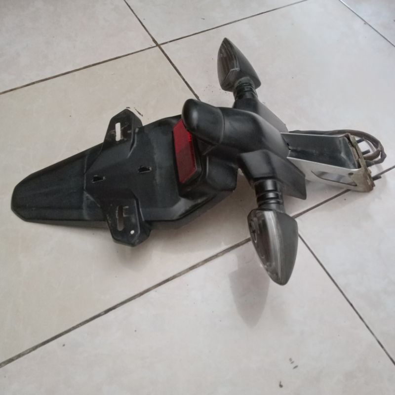 spakbor belakang xabre ori