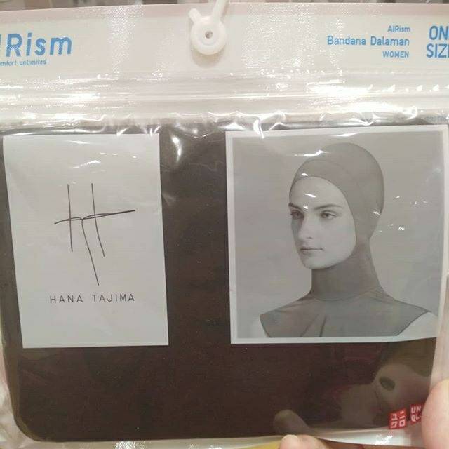 Inner Hijab UNIQLO Airsm by Hana Tajima / HITAM