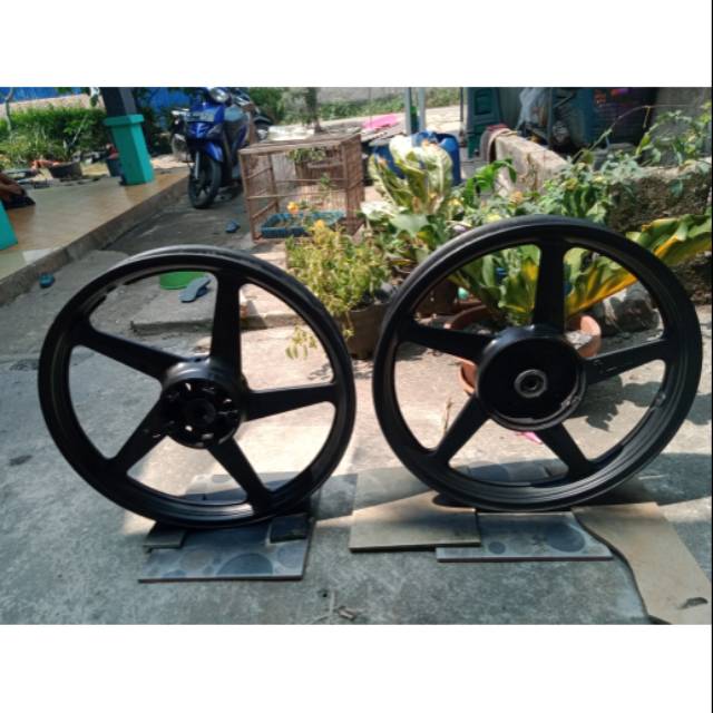 Termurah velg pelek racing standar Vixion vixsen lama original bekas