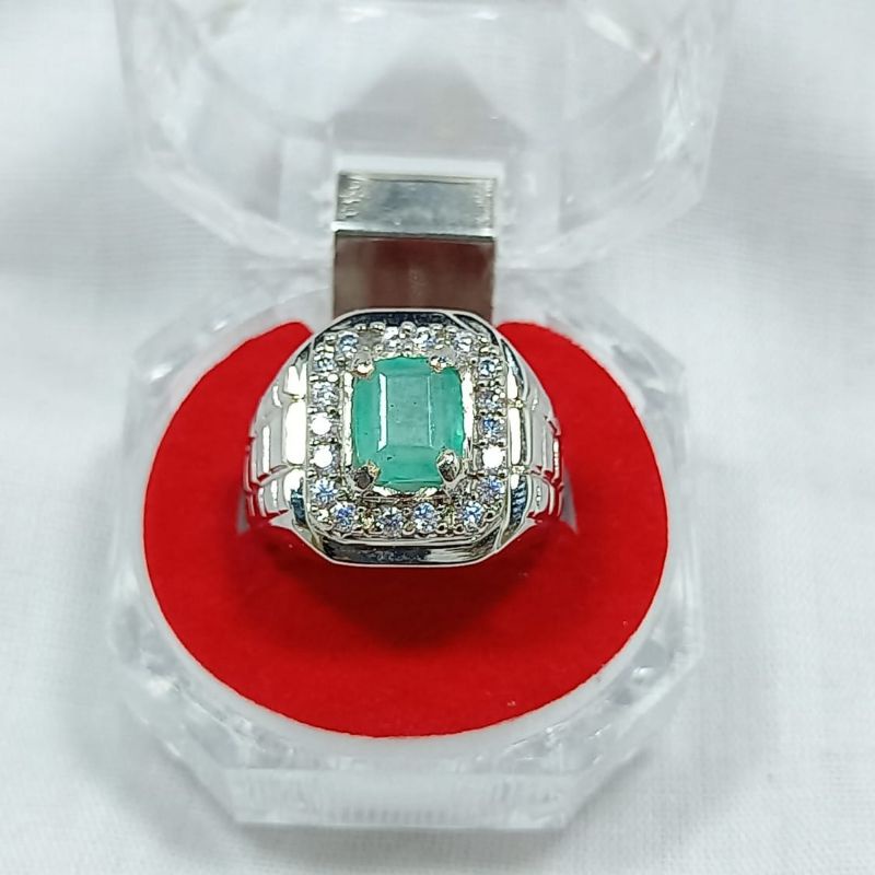 ASLI NATURAL ZAMRUD COLOMBIA(EMERALD BERYL)