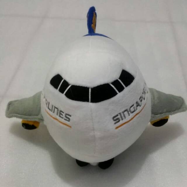 Boneka pesawat singapore airlines