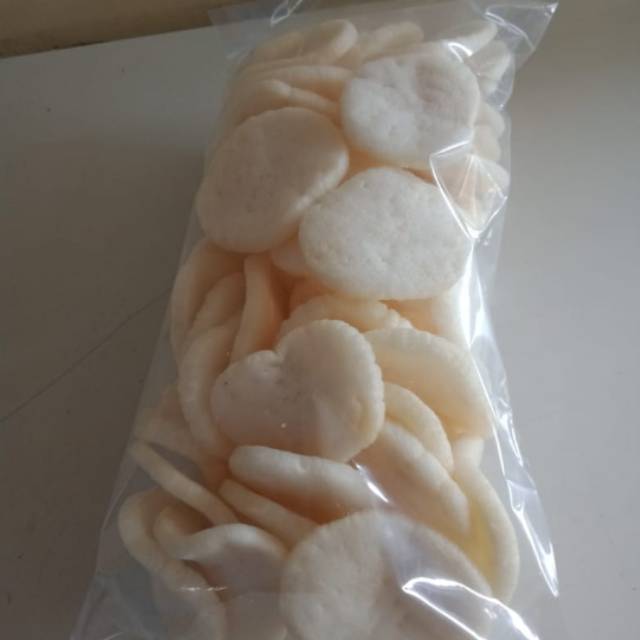 

Kerupuk ikan gabus