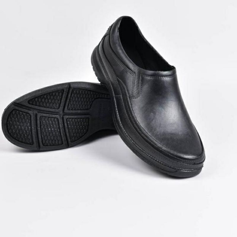 Sepatu kerja slip on sepatu kerja tanpa tali sepatu karet pria istimewa sepatu kerja hitam