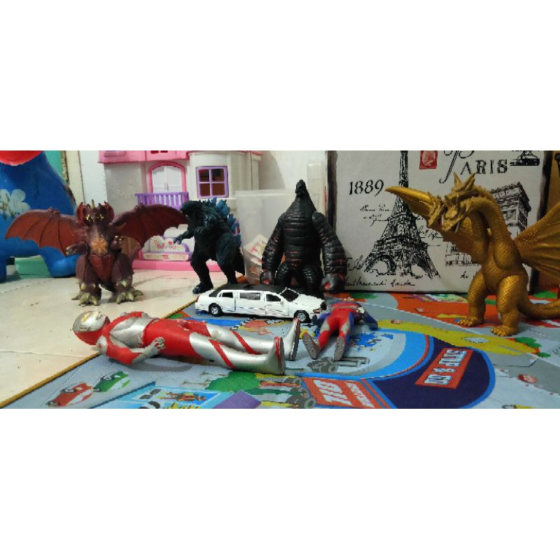 Monster Kaiju Ultraman