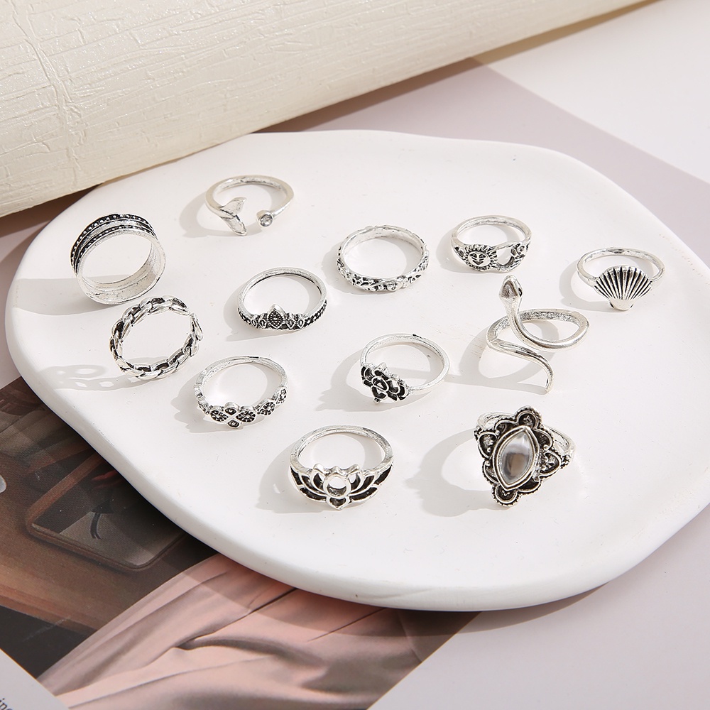 Set Cincin Model Terbuka Desain Bintang Kupu-Kupu Hollow Bahan Metal Warna Silver Gaya Korea Untuk Wanita