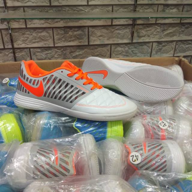 Sepatu Futsal Nike Lunar Gato II Grey White Orange IC