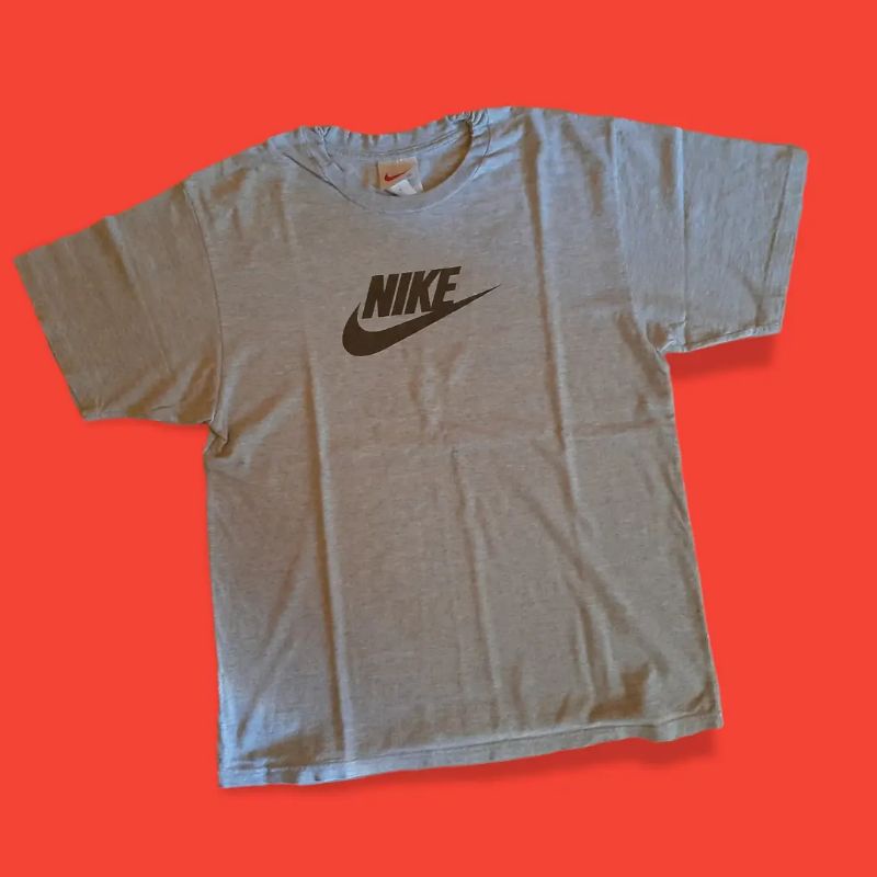 KAOS NIKE VINTAGE TEE