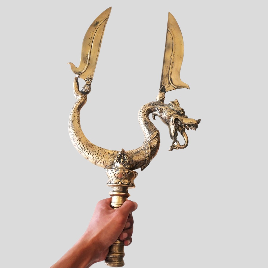 Pusaka Tombak Pataka Sang Hyang Naga Baruna