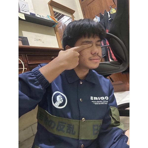 foto card kembaran taehyung