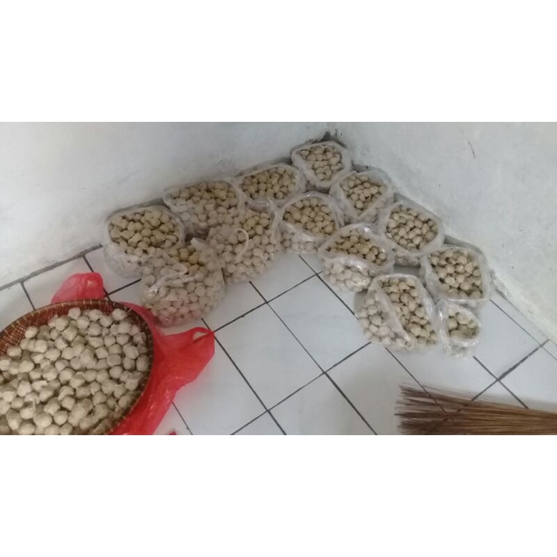 

BAKSO AYAM TANPA PENGAWET 50pcs
