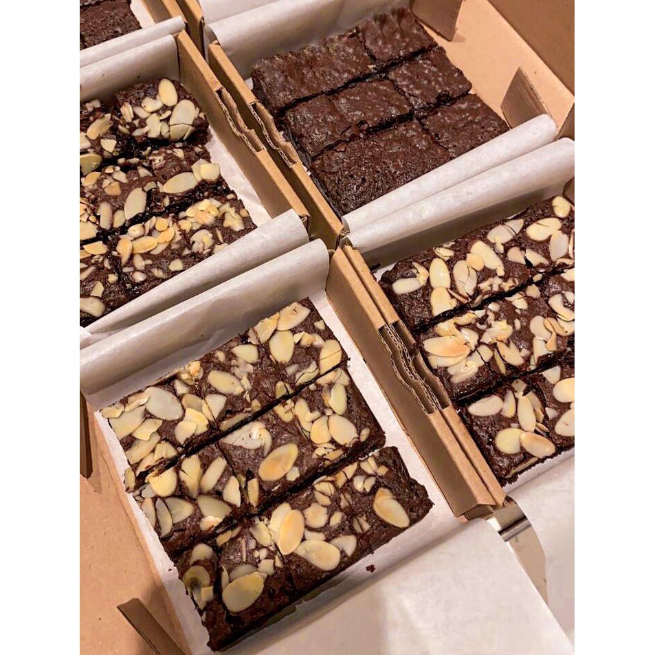 

Whey Brownies (LOW FAT) (4 box) BUY 3 GET 1