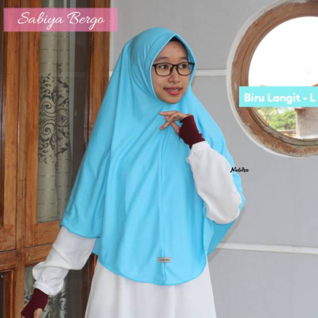 Sabiya Bergo Biru Langit L. Jilbab Kaos, Jilbab Katun, Jilbab Instan, Hijab Instan, Hijab Katun