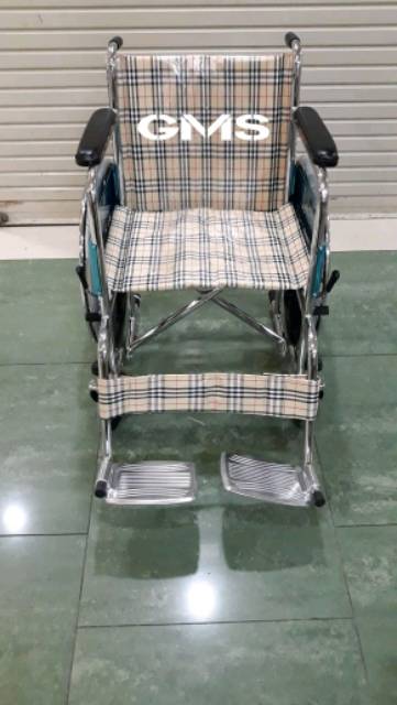 440 Kursi Roda Serenity HD Terbaik