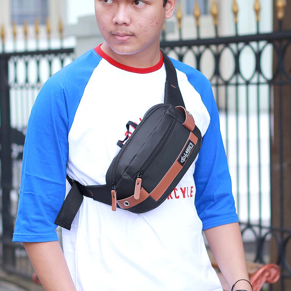 Tas Selempang Waistbag Pria Hitam Kecil Distro Keren Terbaru Simpel Premium Waterproof Anti Air