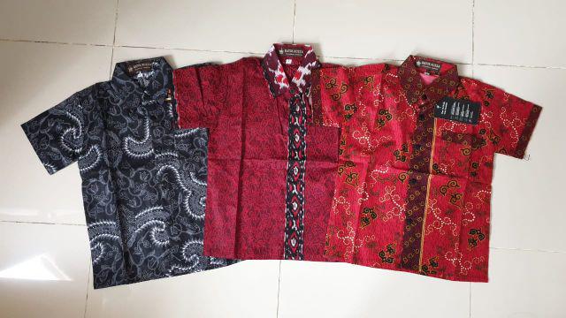 Ruzza Batik Anak Ukuran 0-15 Tahun Kemeja Motif Sogan Salju Hitam Abu